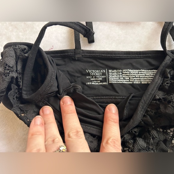 BNWT Victoria’s Secret Bralette - Picture 3 of 3